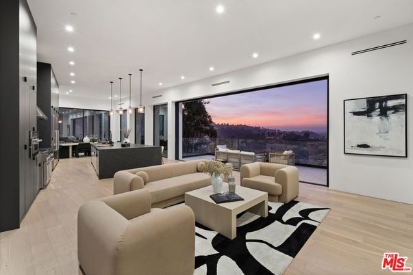 Dining room, Interior, Kitchen, Living room, Pendant Lights, Recessed Lighting, Wood Texture Flooring