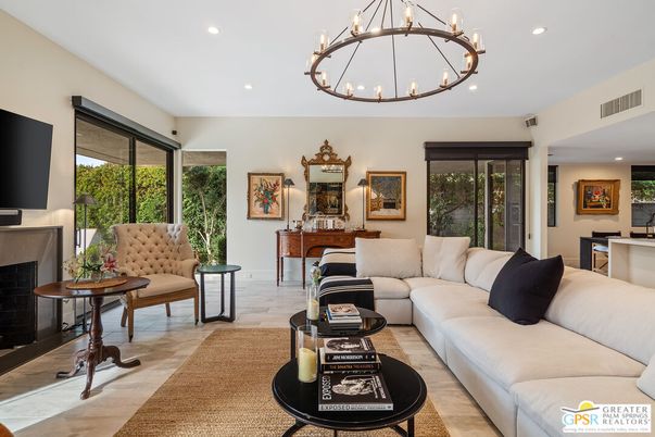Chandelier, Fireplace, Interior, Living room, Pendant Lights, Recessed Lighting