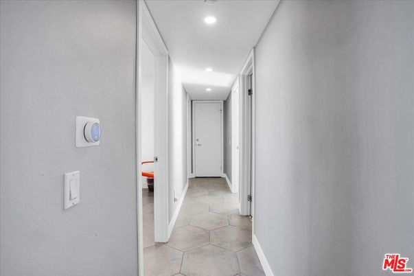Interior, Recessed Lighting