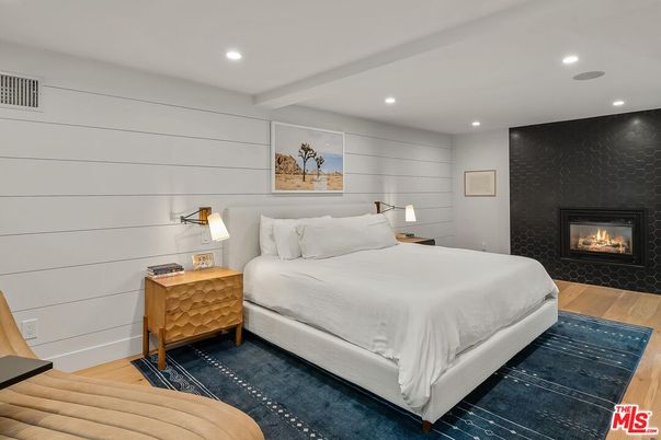 Bedroom, Fireplace, Interior, Recessed Lighting, Wood Texture Flooring