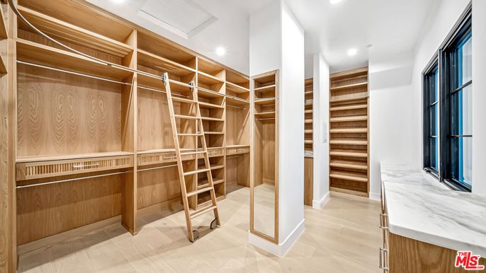 Interior, Recessed Lighting, Walk-in Closets, Wood Texture Flooring
