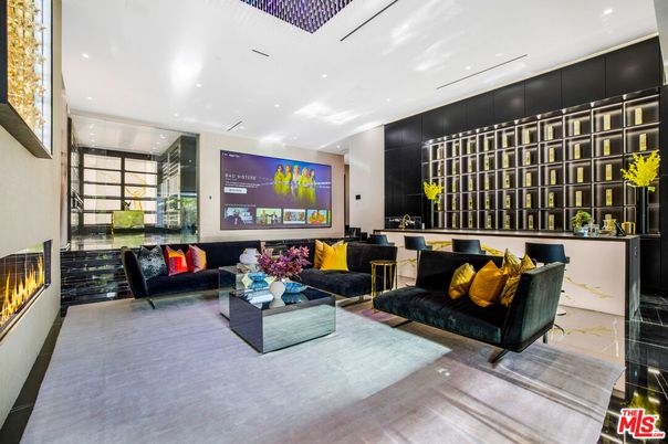 Fireplace, Interior, Living room, Recessed Lighting