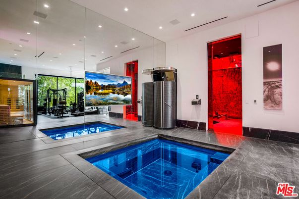 Interior, Pool, Recessed Lighting