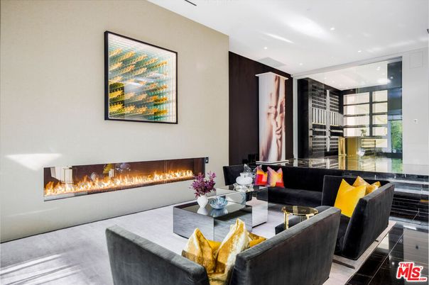 Fireplace, Interior, Living room, Recessed Lighting