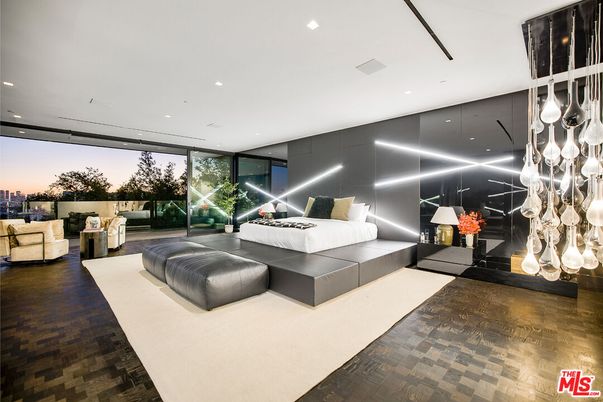 Bedroom, Interior, Living room, Recessed Lighting, Wood Texture Flooring