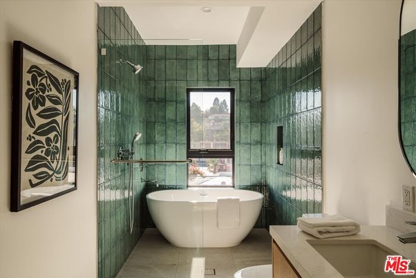 Bathroom, Free Standing Baths, Glass Shower, Interior, Recessed Lighting