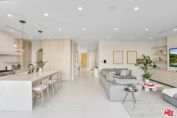Interior, Kitchen, Living room, Pendant Lights, Recessed Lighting