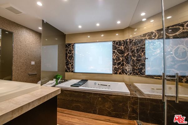 Bathroom, Interior, Recessed Lighting, Wood Texture Flooring
