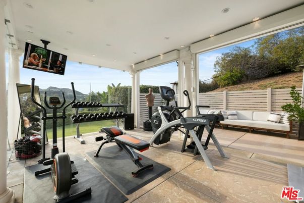 Fitness Equipment, Gym, Interior, Recessed Lighting
