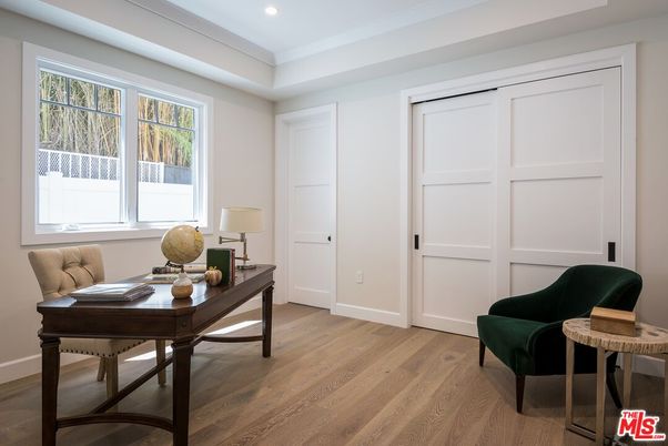 Home Office, Interior, Recessed Lighting, Wood Texture Flooring
