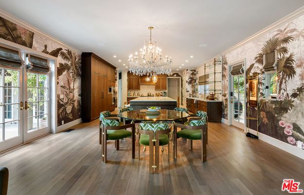 Chandelier, Dining room, Interior, Kitchen, Recessed Lighting, Wood Texture Flooring