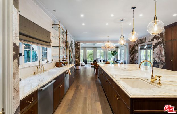 Chandelier, Interior, Kitchen, Pendant Lights, Recessed Lighting, Wood Texture Flooring