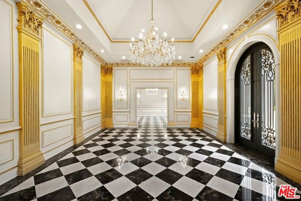 Chandelier, Interior, Recessed Lighting