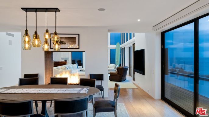 Dining room, Interior, Pendant Lights, Recessed Lighting, Wood Texture Flooring