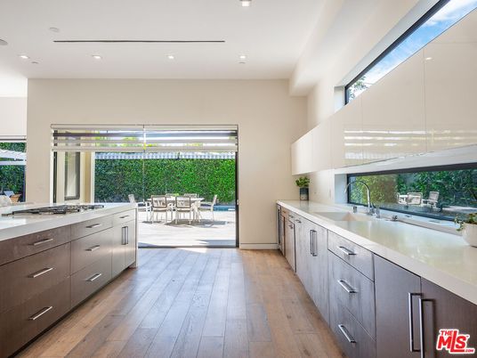 Dining room, Interior, Kitchen, Recessed Lighting, Wood Texture Flooring