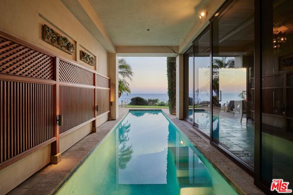 Exterior, Interior, Pool, Water