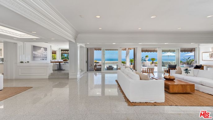 Interior, Living room, Recessed Lighting, Water