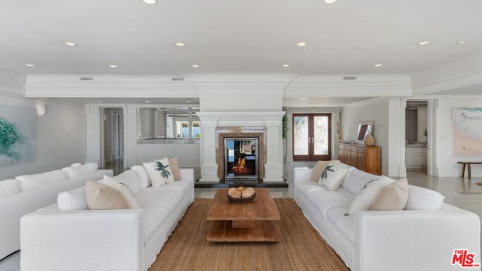 Fireplace, Interior, Living room, Recessed Lighting