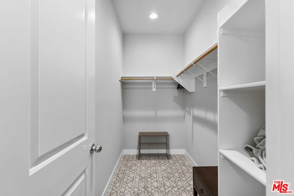Interior, Recessed Lighting, Walk-in Closets