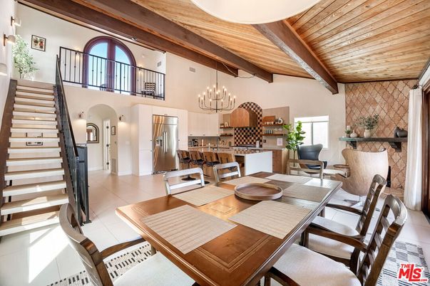 Chandelier, Dining room, Interior, Kitchen, Pendant Lights, Stainless Steel Appliances, Wooden Beams, Wooden Ceilings