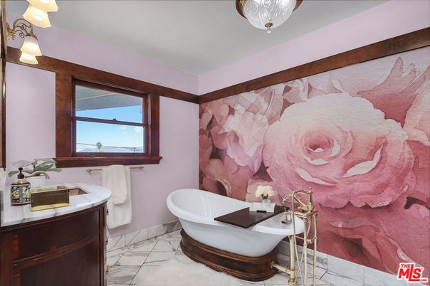 Bathroom, Free Standing Baths, Interior, Marble