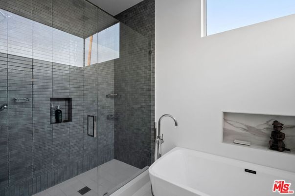 Bathroom, Free Standing Baths, Glass Shower, Interior