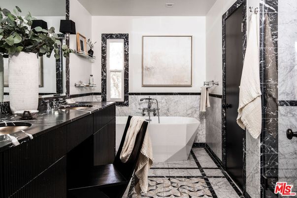 Bathroom, Dual Sink Vanities, Free Standing Baths, Interior, Pendant Lights, Recessed Lighting