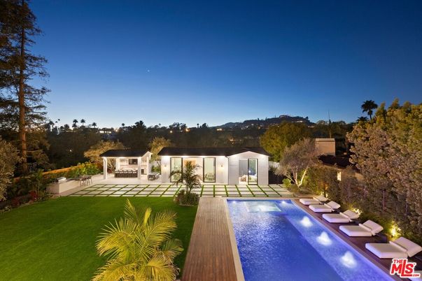 Backyard, Exterior, Pool