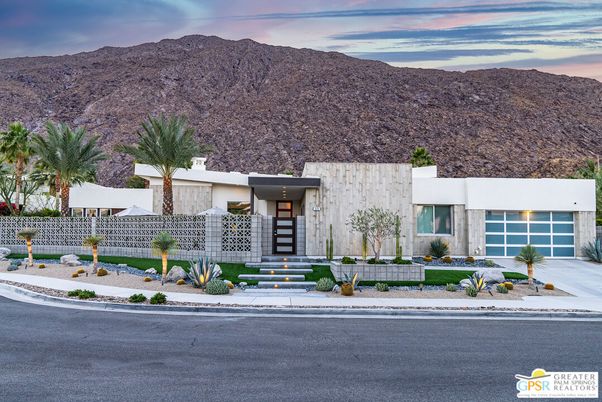 Attached, Exterior, Facade, Modern