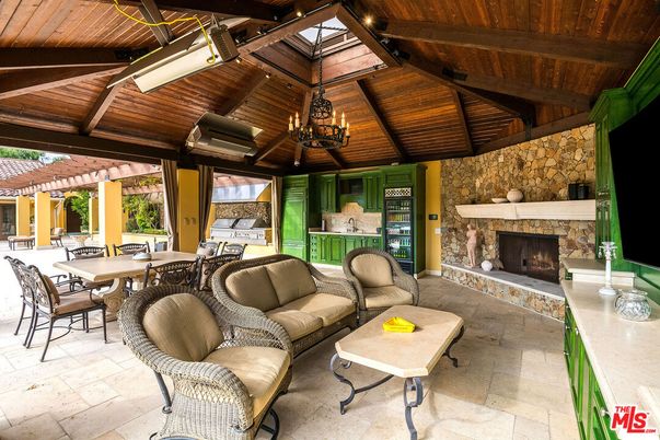 Chandelier, Dining room, Fireplace, Interior, Living room, Stone Walls, Wooden Beams, Wooden Ceilings