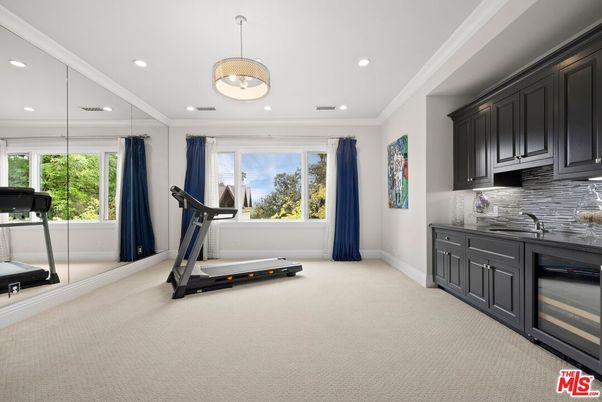 Fitness Equipment, Interior, Pendant Lights, Recessed Lighting