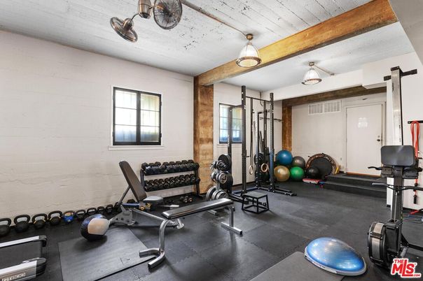 Fitness Equipment, Interior, Wooden Beams