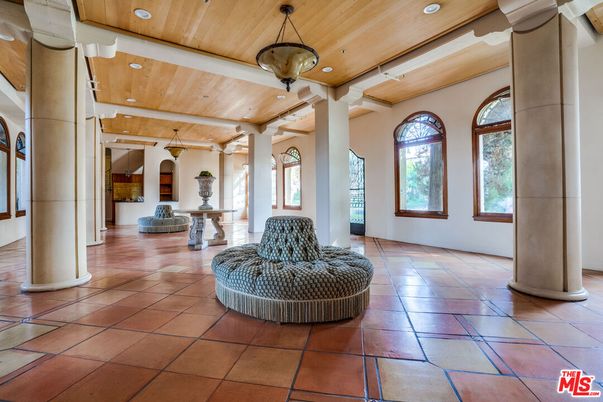 Interior, Recessed Lighting, Wooden Beams, Wooden Ceilings