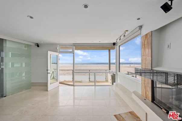 Interior, Recessed Lighting, Water