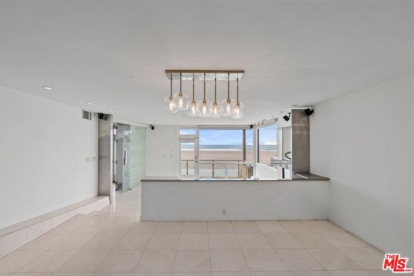 Interior, Pendant Lights, Recessed Lighting, Water