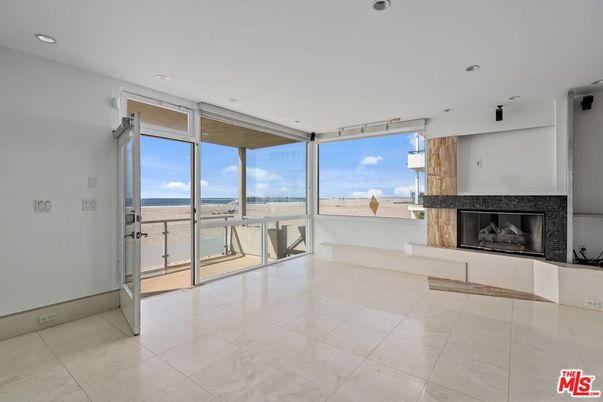 Empty room, Fireplace, Interior, Recessed Lighting, Water
