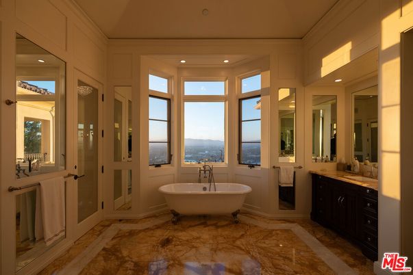 Bathroom, Free Standing Baths, Interior, Recessed Lighting