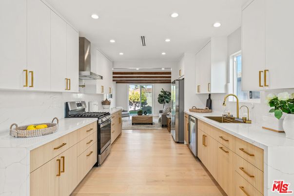 Interior, Kitchen, Living room, Recessed Lighting, Stainless Steel Appliances, Wood Texture Flooring