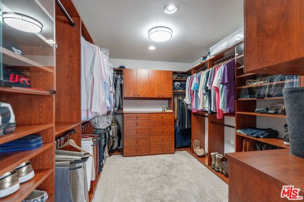 Interior, Recessed Lighting, Walk-in Closets