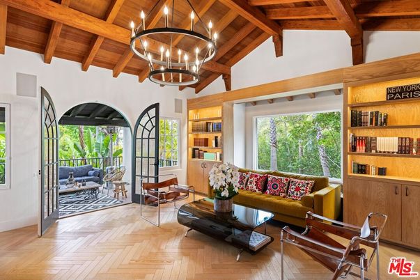 Chandelier, Interior, Living room, Wooden Beams, Wooden Ceilings, Wood Texture Flooring