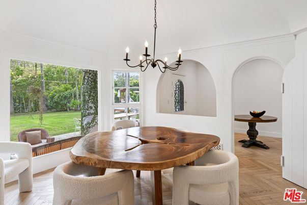 Chandelier, Dining room, Interior, Wood Texture Flooring