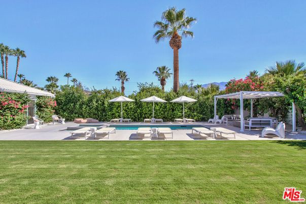 Backyard, Exterior, Pool