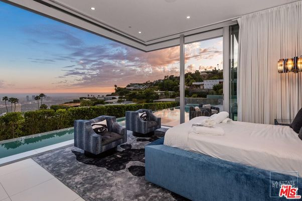 Bedroom, Interior, Recessed Lighting, Water