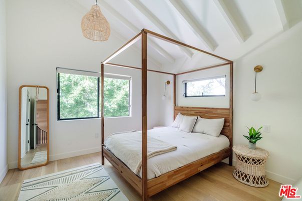 Bedroom, Interior, Pendant Lights, Wood Texture Flooring