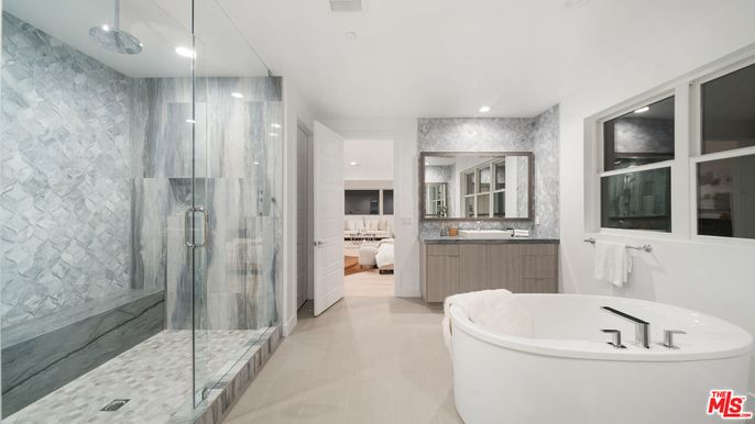 Bathroom, Free Standing Baths, Glass Shower, Interior, Recessed Lighting