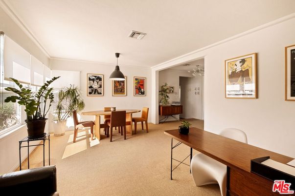 Dining room, Interior