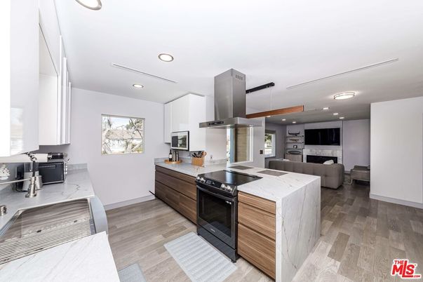 Interior, Kitchen, Living room, Recessed Lighting, Stainless Steel Appliances, Wood Texture Flooring