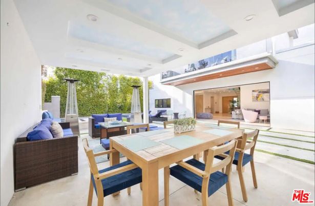 Exterior, Recessed Lighting