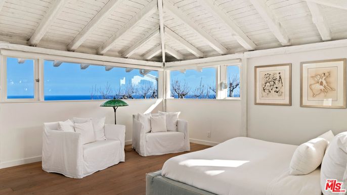 Bedroom, Interior, Water, Wooden Ceilings, Wood Texture Flooring