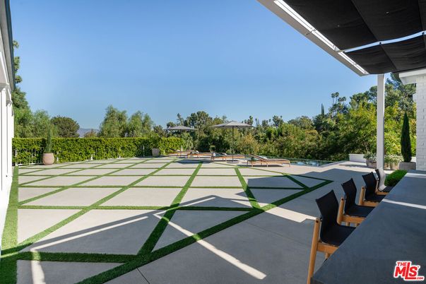 Backyard, Exterior, Pool